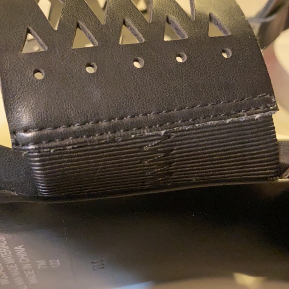 Guess Triangle Open-Toed Buckled/Zippered Heels - Picture 8 of 8